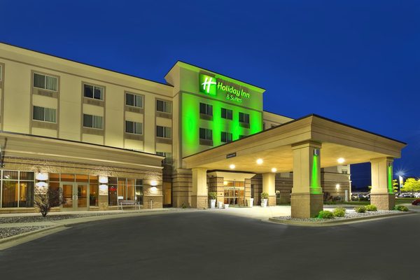 Holiday Inn Suites Green Bay Stadium By IHG — Property
