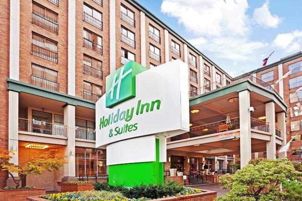 Holiday Inn Suites Vancouver Downtown By IHG Vancouver British Columbia — Property