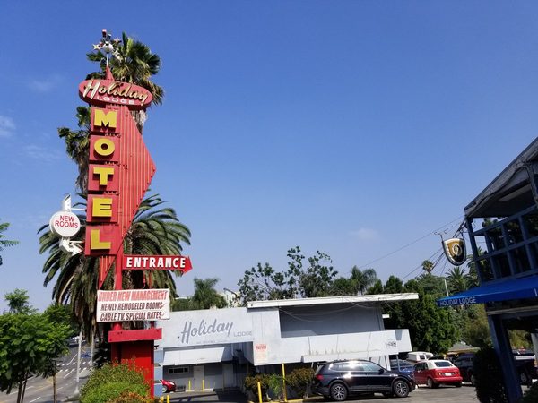 Holiday Lodge Los Angeles California — Property