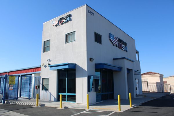 Holiday Royale Residences Self Storage Las Vegas Nevada — Property