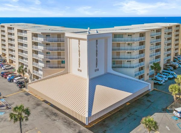 Holiday Surf Racquet Club — Property