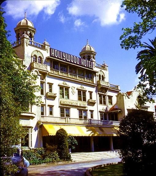 Hollywood Historic Hotel — Property