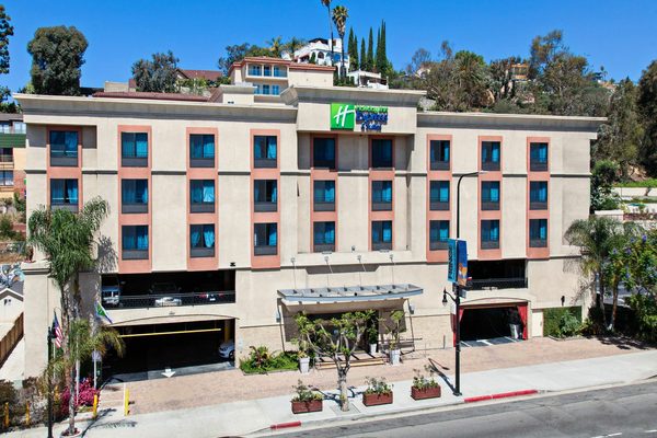Hollywood Inn Express North Los Angeles California — Property