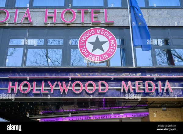 Hollywood Media Hotel — Property