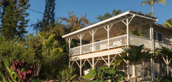 Holualoa Inn — Property