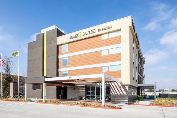 Home2 Suites by Hilton Houston IAH Airport Beltway 8 — Property