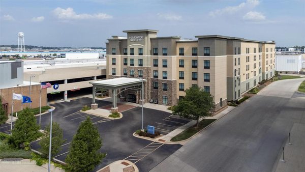 Homewood Suites By Hilton Wauwatosa Milwaukee — Property