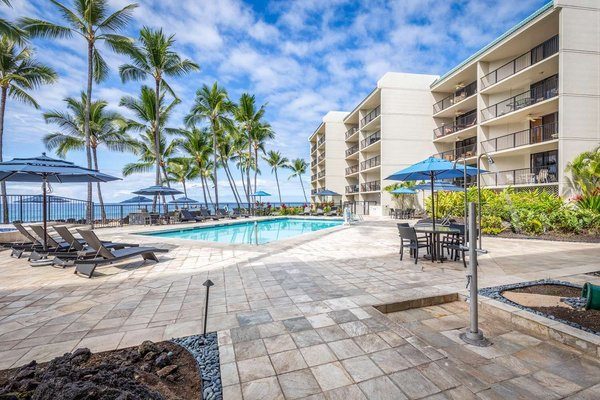 Honu Kai B B — Property