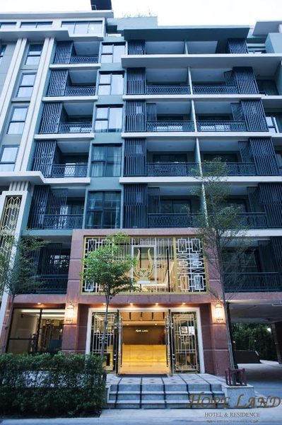 Hope Land Hotel Sukhumvit 8 — Property