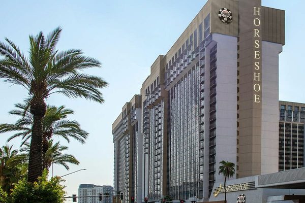 Horseshoe Las Vegas Las Vegas Nevada — Property