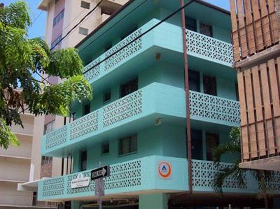 Hostelling International Waikiki — Property