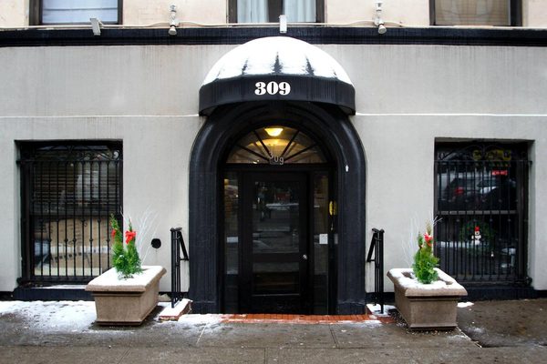 Hotel 309 — Property