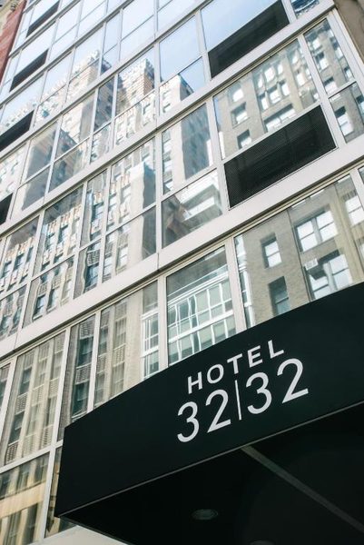 Hotel 32 32 New York New York City New York — Property