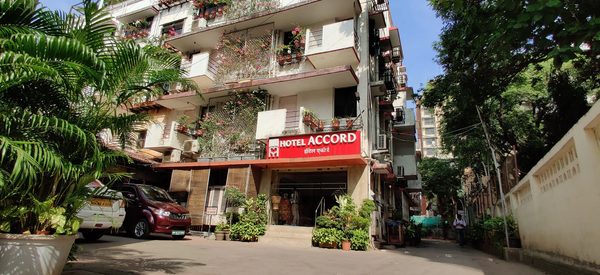 Hotel Accord — Property