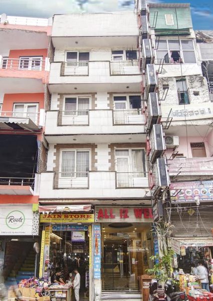 Hotel All Iz Well — Property
