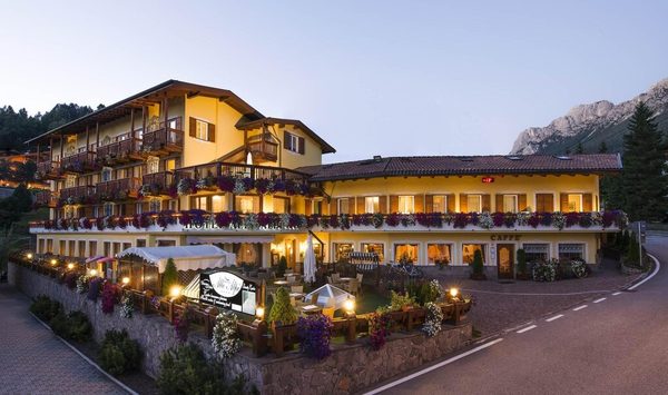 Hotel Alle Alpi Beauty Relax — Property