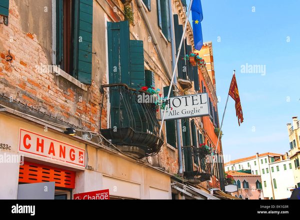Hotel Alle Guglie — Property