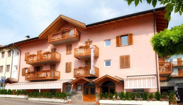 Hotel Alle Piramidi — Property