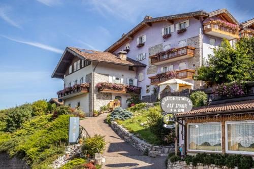 Hotel Alt Spaur — Property
