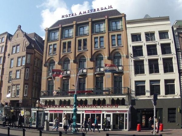 Hotel Amsterdam De Roode Leeuw — Property