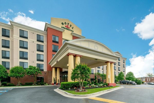 Hotel Arboretum — Property