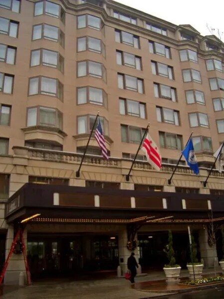 Hotel Arboretum — Property