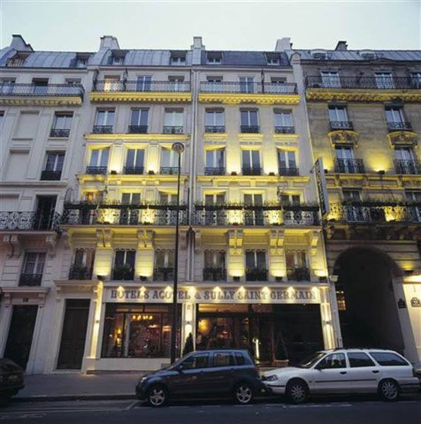 Hotel Atmospheres — Property