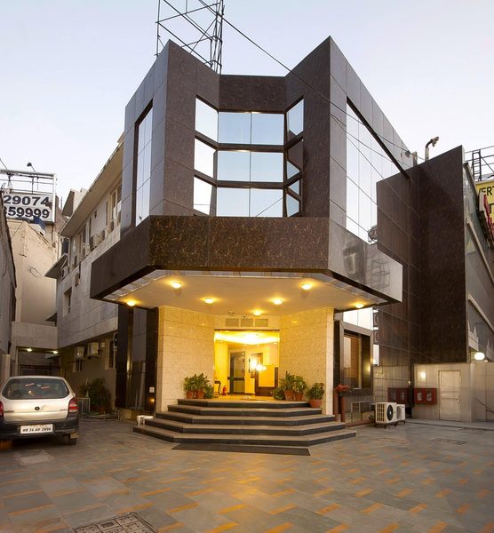Hotel Aura — Property