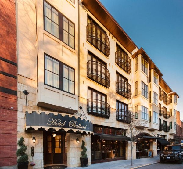 Hotel Ballard — Property