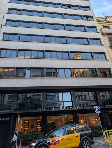 Hotel Balmoral Barcelona Catalonia — Property