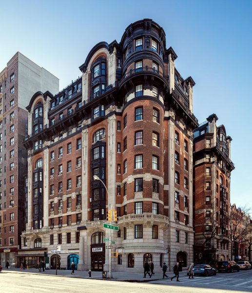 Hotel Belleclaire — Property
