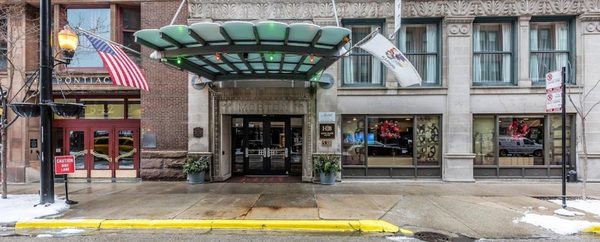 Hotel Blake — Property
