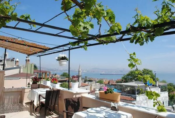 Hotel Buhara Family Inn Istanbul — Property