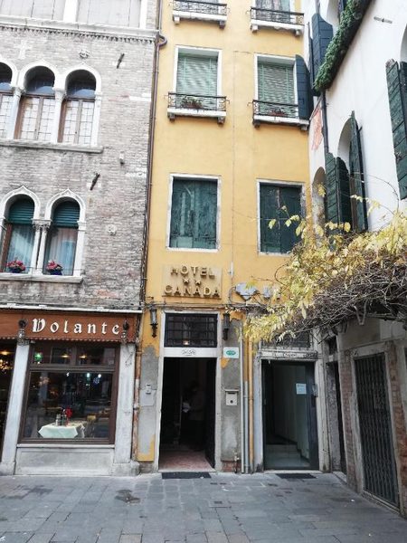 Hotel Canada Venezia — Property