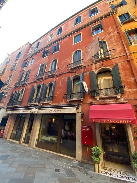 Hotel Concordia — Property