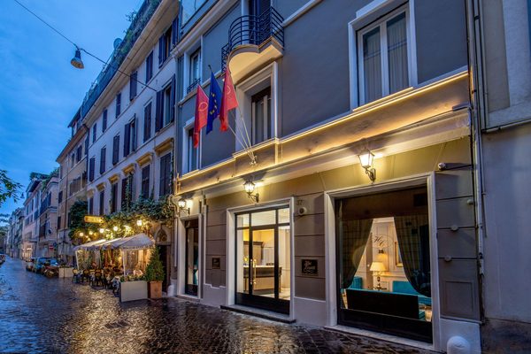 Hotel Condotti — Property