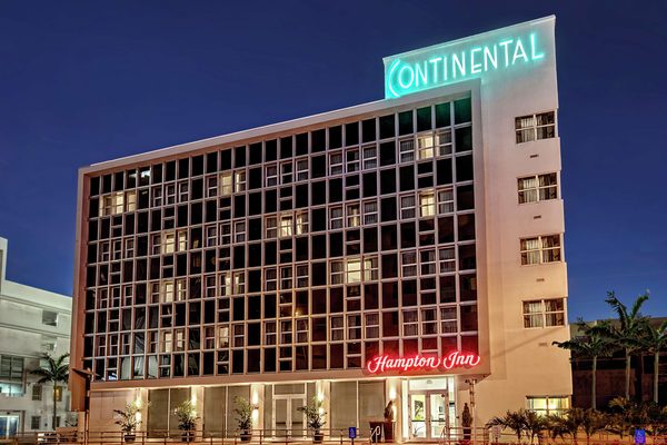 Hotel Continental Miami Beach Tapestry Collection By Hilton Miami Beach Florida — Property