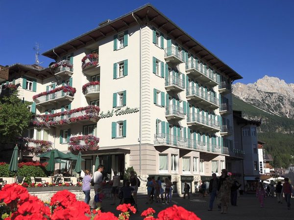 Hotel Cortina — Property