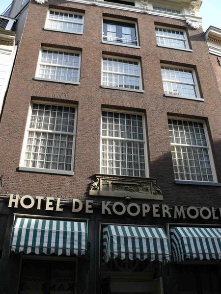 Hotel De Koopermoolen — Property