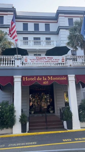 Hotel de la Monnaie — Property