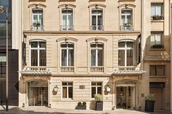 Hotel de Sevres — Property