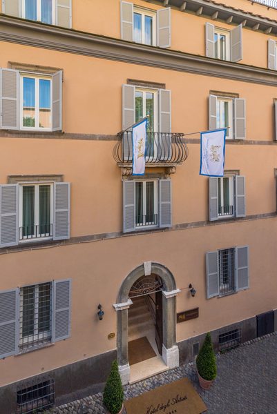 Hotel Degli Artisti — Property
