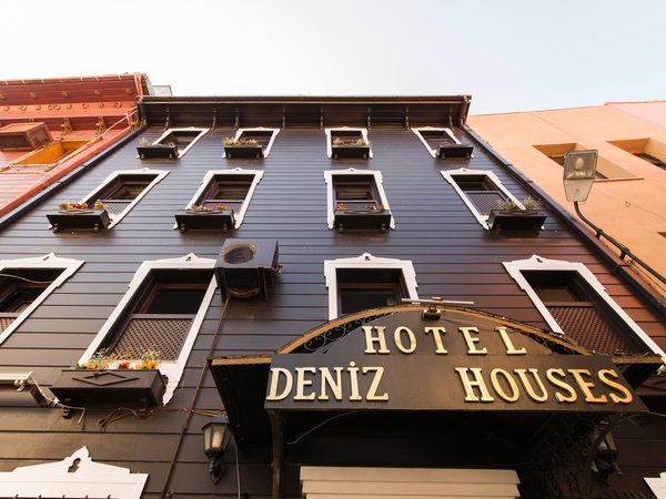 Hotel Deniz Houses Istanbul — Property