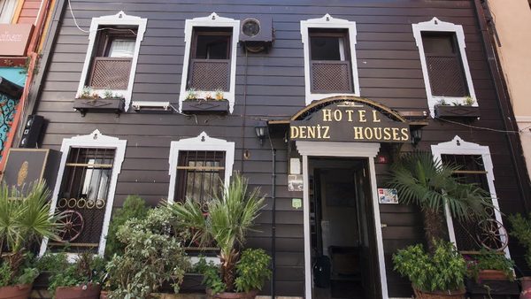 Hotel Deniz Houses Istanbul — Property