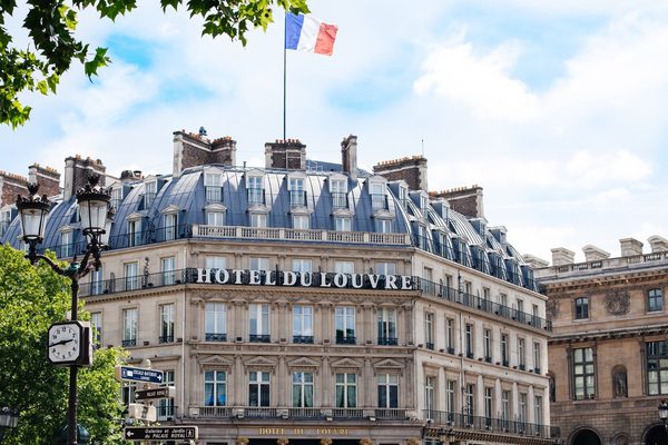 Hotel du Louvre — Property