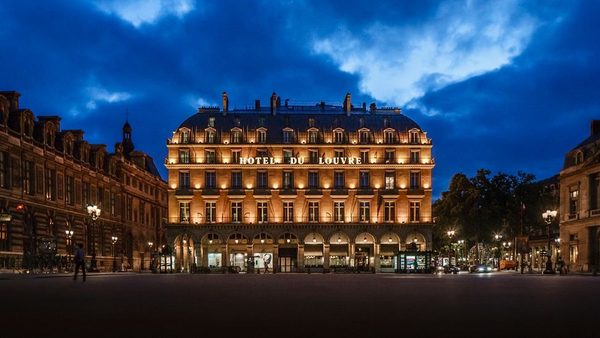 Hotel du Louvre — Property