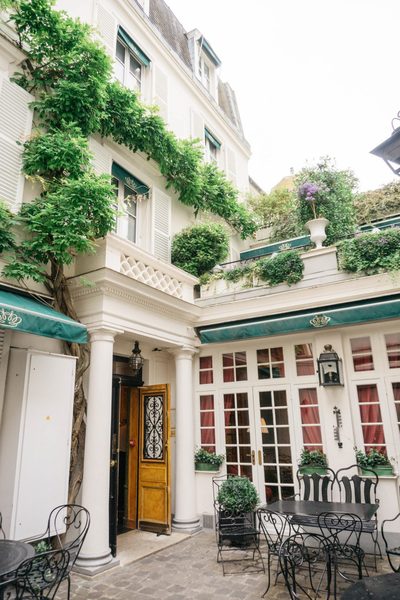 Hotel Duc de Saint Simon — Property