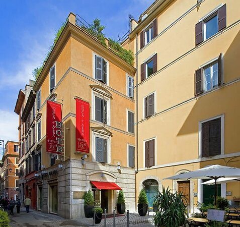 Hotel Duca D Alba — Property