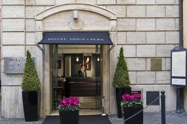 Hotel Duca D Alba — Property