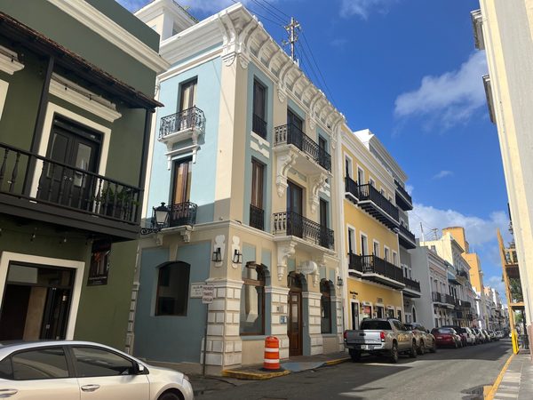 Hotel El Colonial — Property